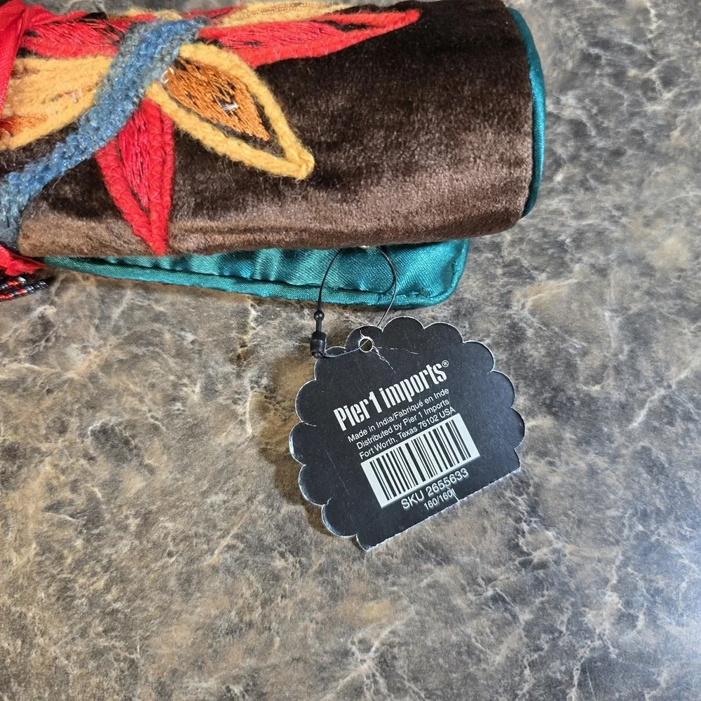 Pier 1 nwt pier